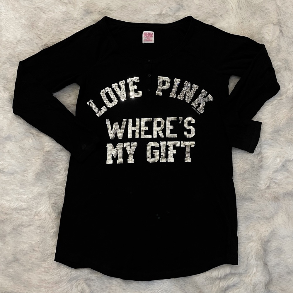 Victoria’s Secret Pink Vintage Where’s My Gift Sequin Black Pajama Sleep Shirt M